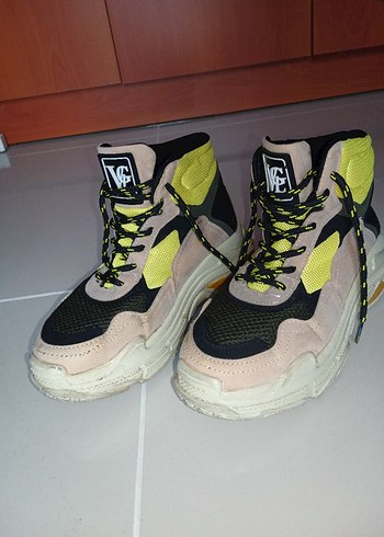 Spor Ayakkabı - Görsel 2