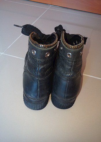 Kadın Siyah Gerçek Deri Topuklu Bot - Görsel 4