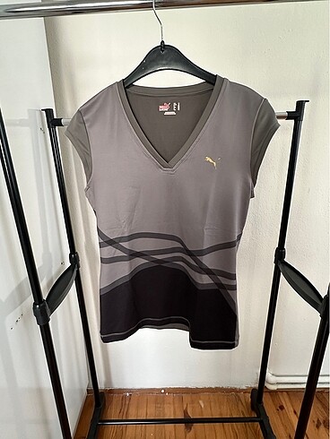 Puma marka üst spor