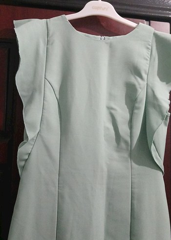 Beyaz Midi Kolsuz Fırfırlı Elbise - Görsel 3