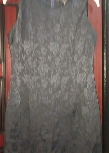 Dantelli Kolsuz Siyah Midi Ofis Elbisesi - Görsel 3