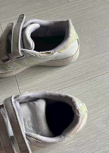 30 Beden Kız Çocuk Beyaz Cırt Cırtlı Spor Ayakkabı