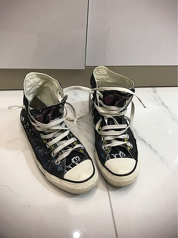 Orijinal converse