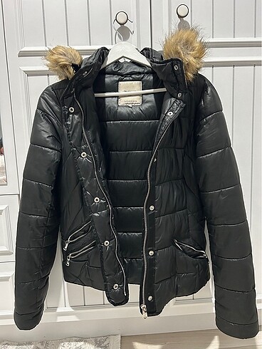 Zara mont