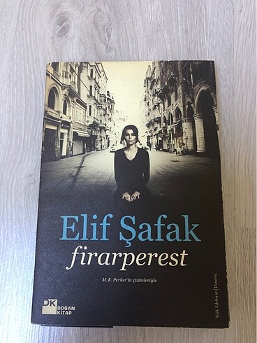 Elif Şafak firarperest