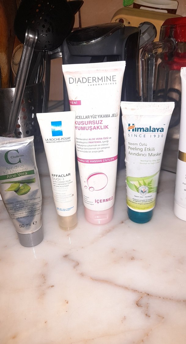 Kadınlar için çeşitli cilt bakım ürünleri - Görsel 5