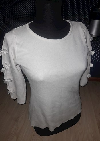 Kadın Beyaz Fırfırlı Kısa Kollu Bluz - Görsel 2