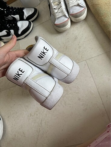 38,5 Beden nike blazer