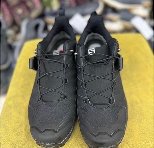 43 Beden siyah Renk Salomon X Ultra Outdoor Ayakkabı
