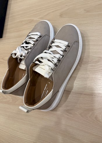 Alexander McQueen 44