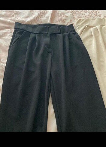 Siyah cırtcırtlı plazzo pantolon