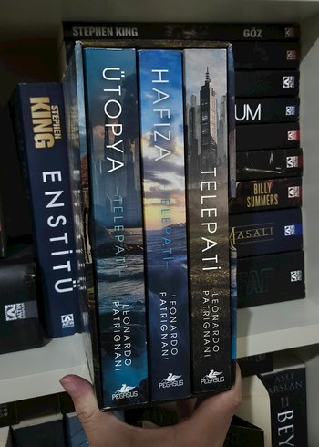 Leonardo Patrignani - Utopya Serisi (3 Kitap)