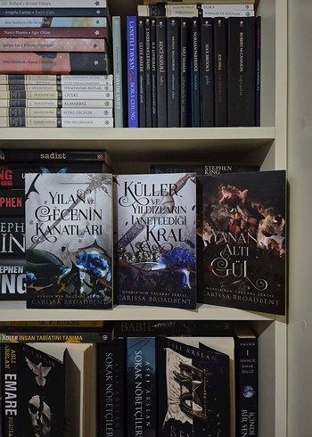 Carissa Broadbent - Yılan ve Gecenin Kanatları Serisi