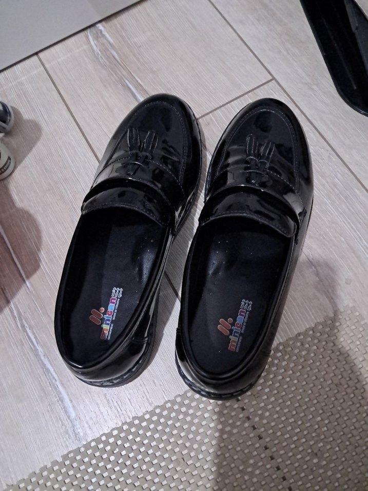 Parlak Siyah Püsküllü Erkek Çocuk Özel Ayakkabı - Görsel 4