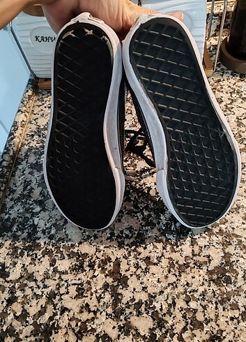 32 Beden siyah Renk Vans cocuk ayakkabı 