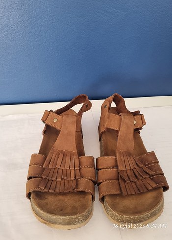 Diğer Kahverengi Süet Püsküllü Dolgu Topuklu kız çocuk Sandalet