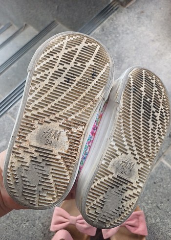 Kız Çocuk Pembe Bağcıklı ve Fiyonklu Terlikler - Görsel 6