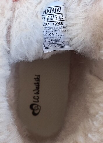 LC Waikiki Kiz cocuk bot