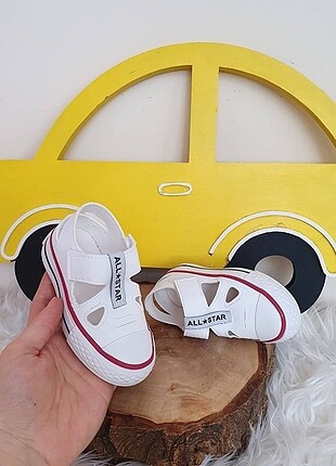 22 numara sandalet converse 