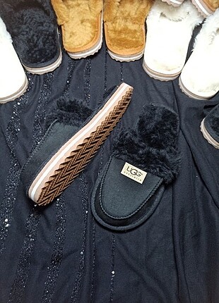 40 numara siyah ugg terlik