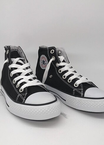 42 numara siyah Converse sıfır ürün