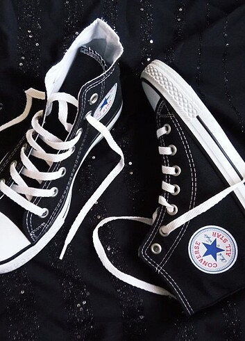 37 Numara siyah Converse sıfır ürün 