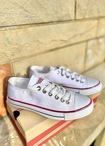 37 Beden 37 Numara beyaz Converse sıfır ürün 