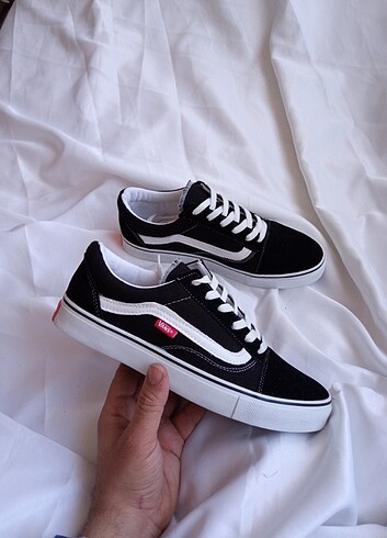 39 Numara Vans siyah spor ayakkabı 