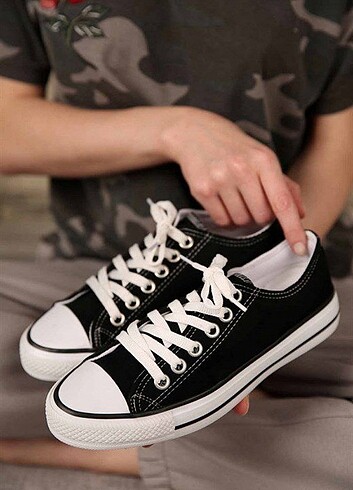 38 numara siyah Converse all star 