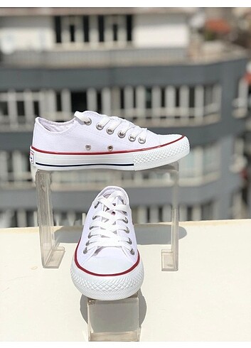 Diğer 33 numara beyaz bileksiz converse all star 