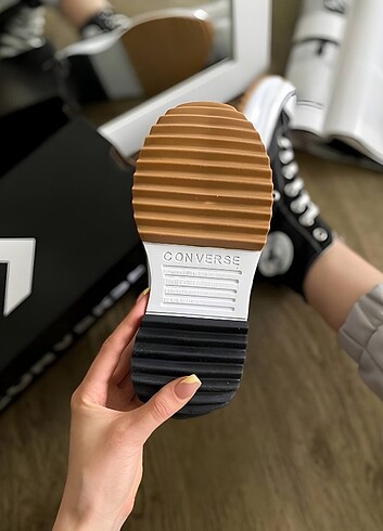 39 Beden Siyah Bilekli Nirvana Baskılı gülücük Converse Run Star hike