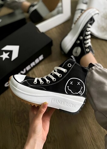 Diğer Siyah Bilekli Nirvana gülücük Baskılı Converse Run Star hike 