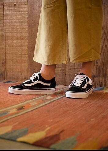 39 numara siyah vans