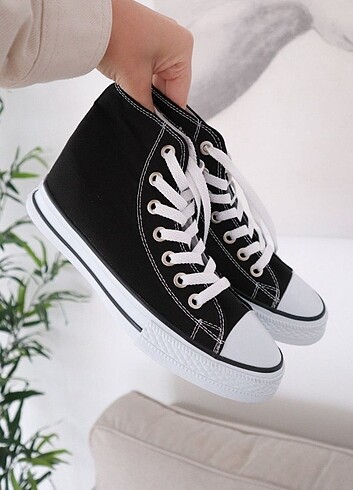 37 Numara siyah Converse all star 