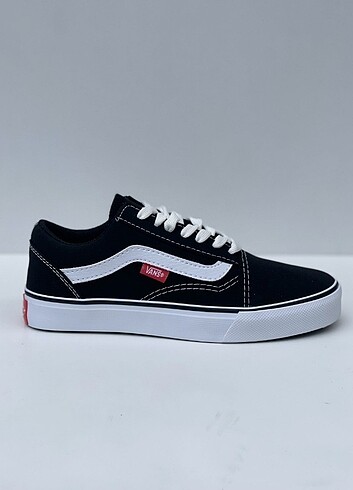 38 Beden siyah Renk 38 Numara siyah Vans old school sıfır ürün 