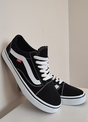 36 Beden siyah Renk 36 Numara siyah Vans old school sıfır ürün