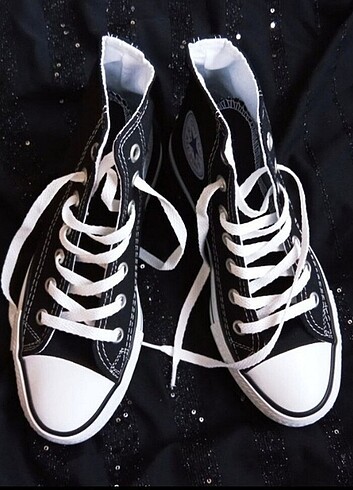 39 Beden 39 numara siyah Converse