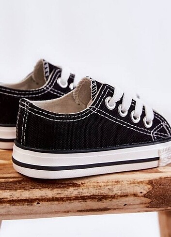 Diğer 34 Numara siyah Converse sıfır ürün