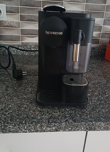  Beden Renk Nespresso F121 lattsimo one 