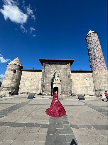 m Beden Kınalık