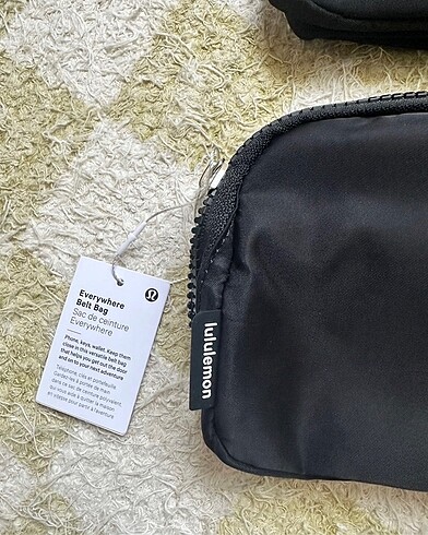  Beden siyah Renk Lululemon everywhere belt bag çantası