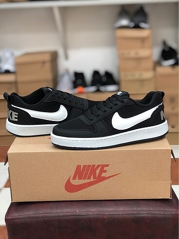 Nike Court Spor Ayakkabı