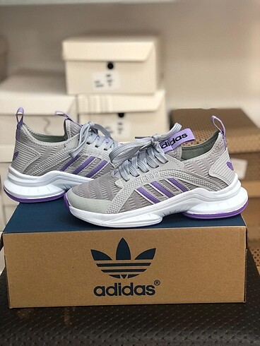 Adidas Spor Ayakkabı