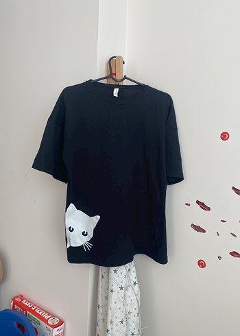 Siyah Baskılı Sokak Stili Kedi Tişörtü - Görsel 2