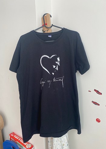 Siyah Baskılı Atatürk Tişörtü - Görsel 4