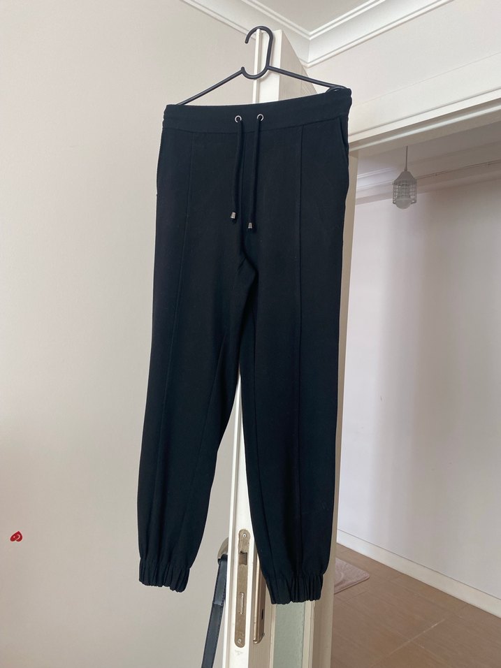 Kadın Siyah Kemerli Spor Pantolon - Görsel 4