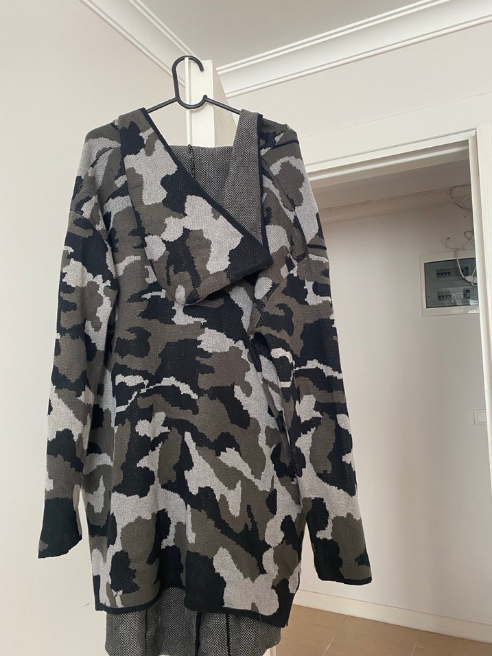 Gri Kamuflaj Desenli yün örgü Uzun Ceket - Görsel 5