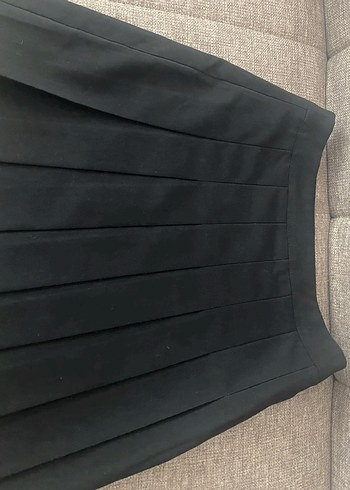 Siyah Pliseli Mini Etek - Görsel 3