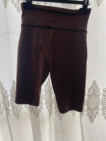 xs Beden Bershka spor tayt
