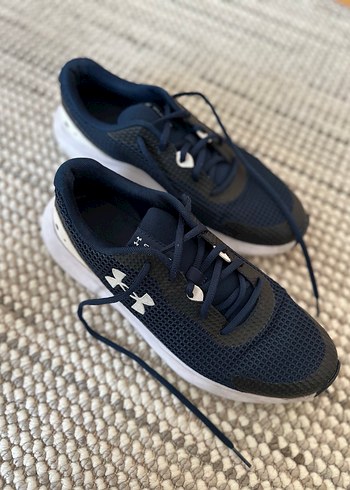 Under Armour Erkek UA Surge 3 Koşu Ayakkabısı - Görsel 7